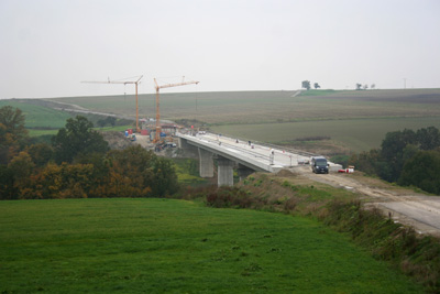 Bauen und Verkehr gehören zusammen. (Bild: Schellbach)